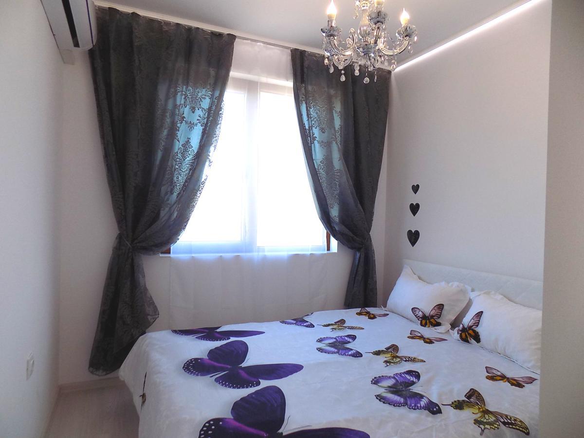 Apartment Silvi Varna Bagian luar foto
