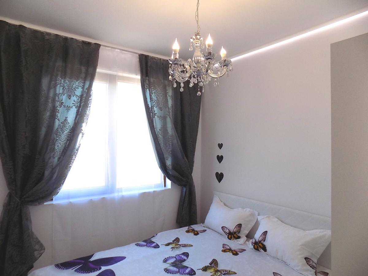 Apartment Silvi Varna Bagian luar foto