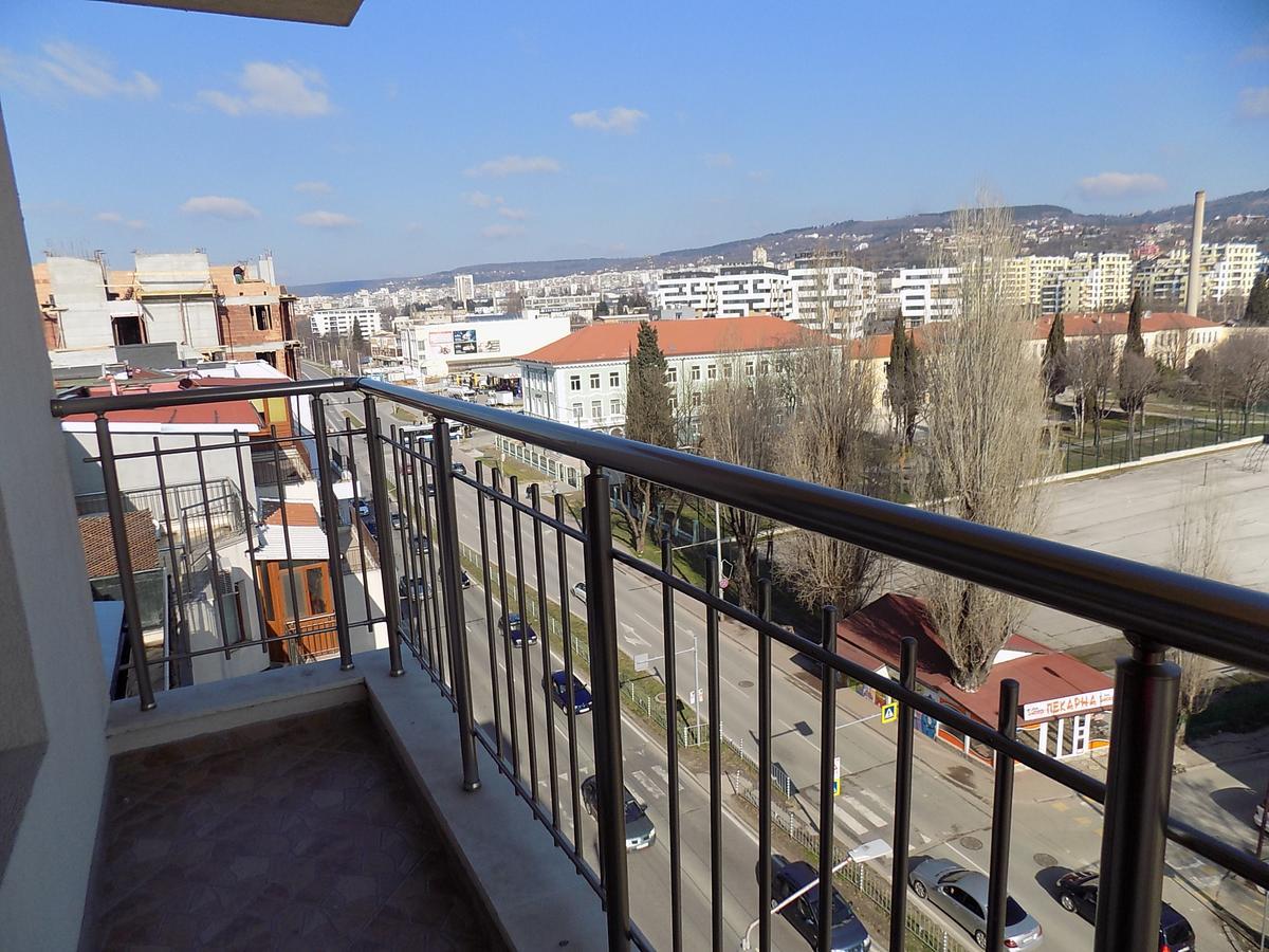 Apartment Silvi Varna Bagian luar foto